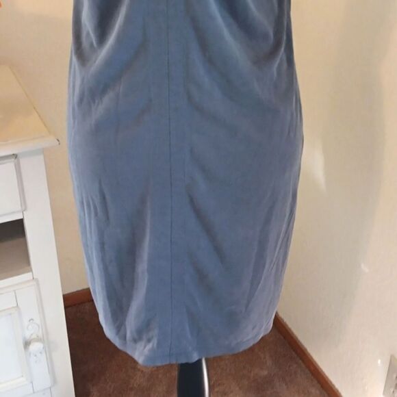 Kenar Modal Shift Dress - Picture 7 of 10